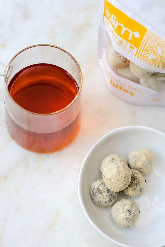 Freeze Dry Muz Kaplı Glutensiz Vegan Yerfıstıklı Hurma Topları Raw Bites 100gr